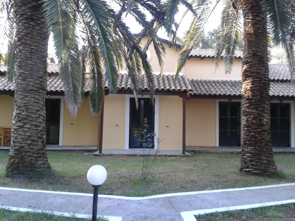 Villa Rododafni Рода Екстериор снимка