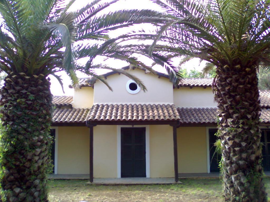 Villa Rododafni Рода Екстериор снимка